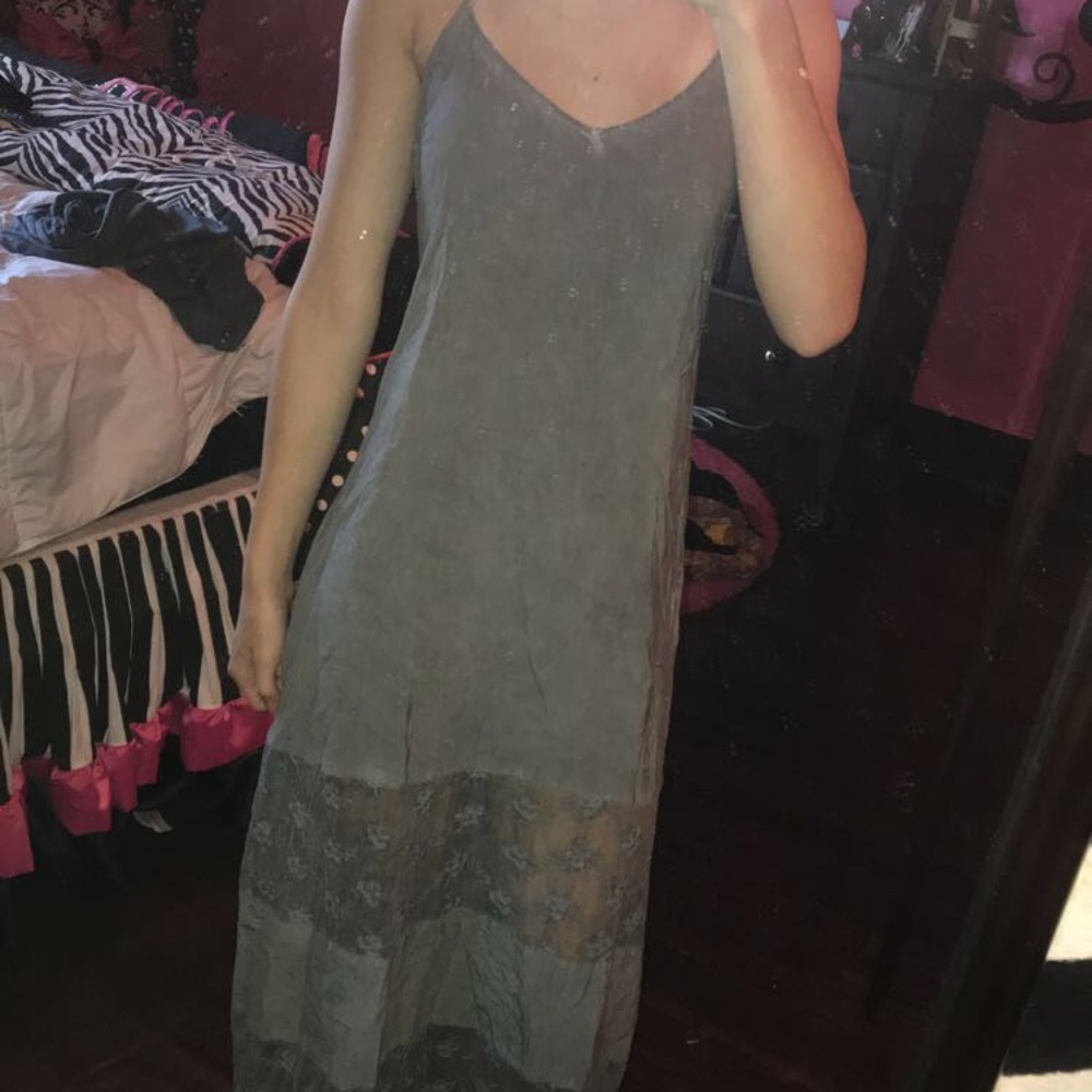 Cute Grey Cross Cross Back with Lace ascents